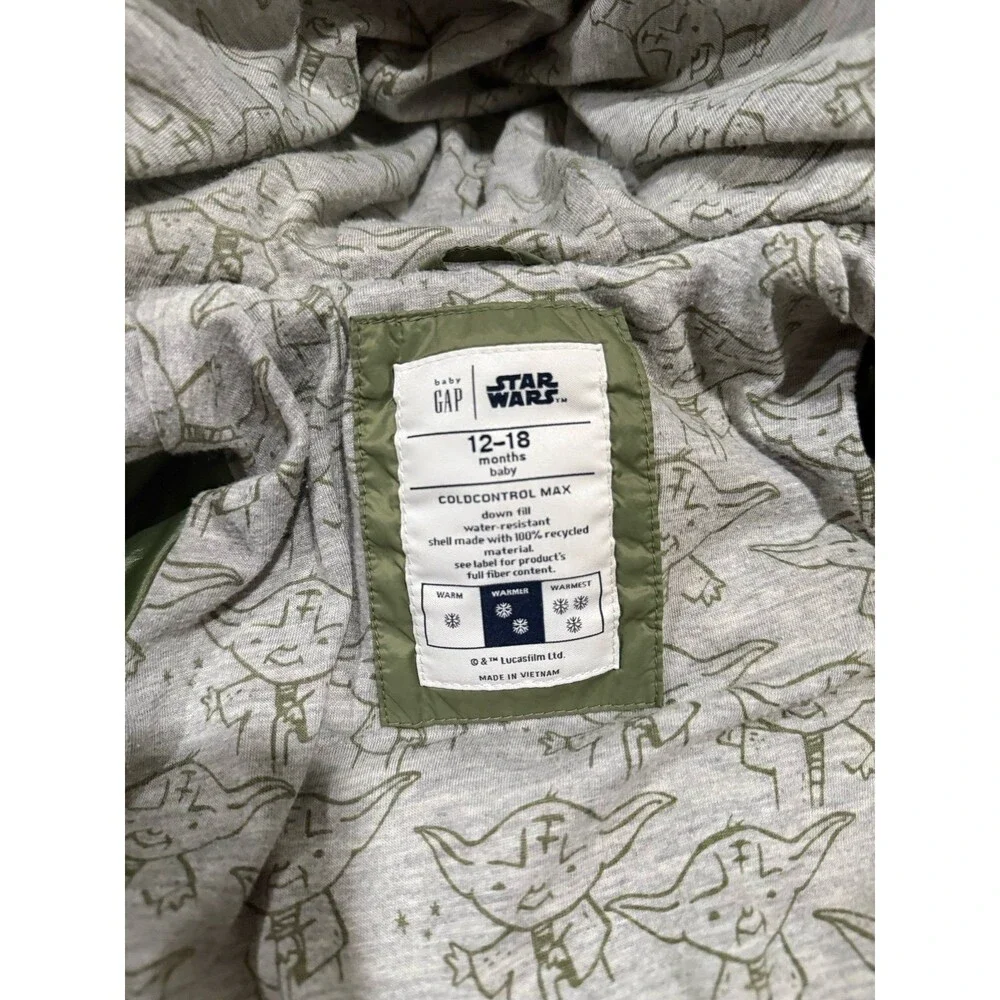 GAP baby yoda